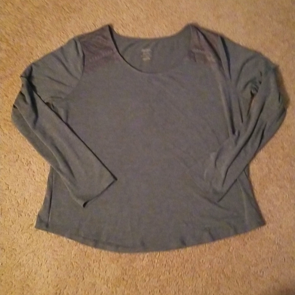 Gray shirt